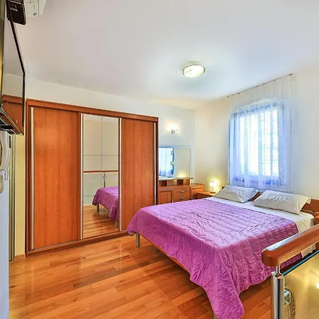 Apartment Apartman Toni *