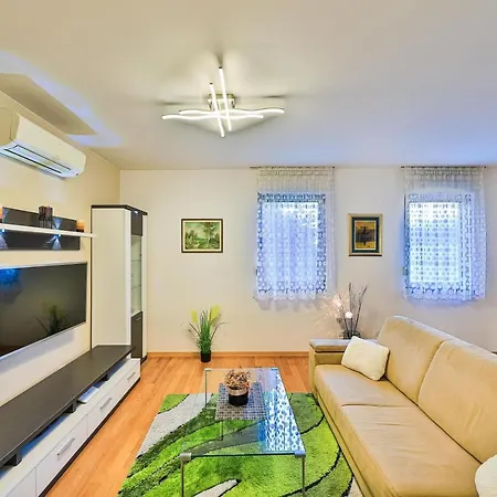 Apartman Toni Apartment